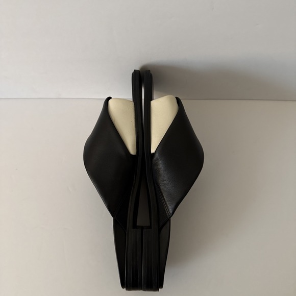 Vionic Miramar Size 8.5 Black & Cream Leather Comfort Slide Sandal Slip On New - Picture 9 of 15